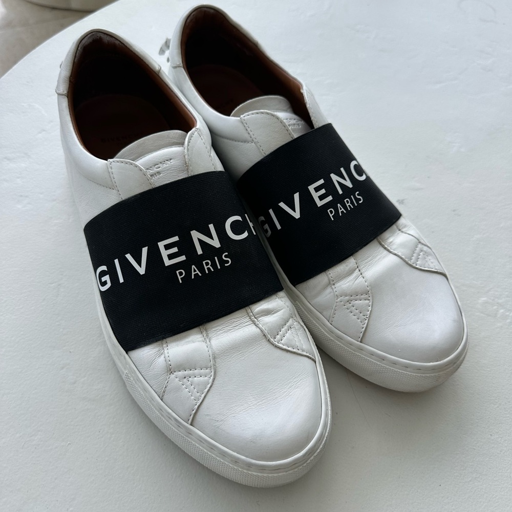Givenchy White Leather Men’s Sneakers with Black Logo Band - Size 42